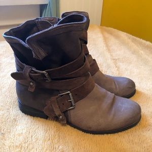 Miz Mooz boots